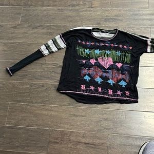 Libertalia Long Sleeve Girls T'shirt SZ 10